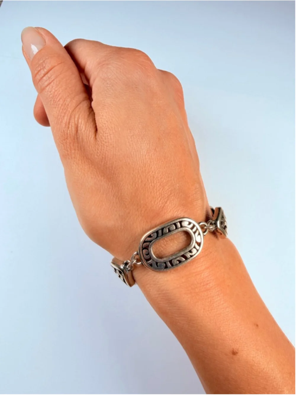 Brighton Filigree Deco Scroll Oval Link Medallion 17MM Retired Chunky Bracelet
